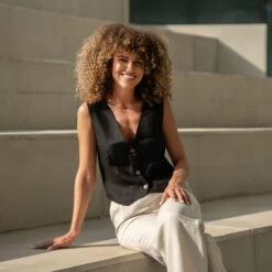 Classic Linen Waistcoat Ava -Menique Ava Linen Vest Pure Black 3