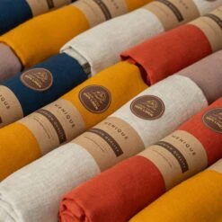 Linen Table Runner -Menique DSC04161