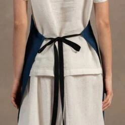 Linen & Cotton Adjustable Apron -Menique DSC06480