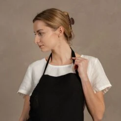 Linen & Cotton Adjustable Apron -Menique DSC06585