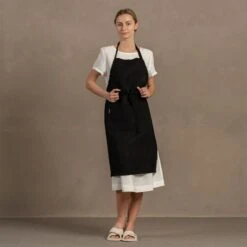 Linen & Cotton Adjustable Apron -Menique DSC06590