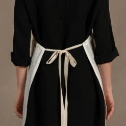 Linen & Cotton Adjustable Apron -Menique DSC06635