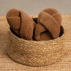 Women's Cross Fluffy Slippers -Menique DSC09338