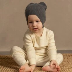 Kids' Knit Ear Flaps Beanie Cashmere Blend -Menique Ear Flap Beanie Dark Gray menique 1