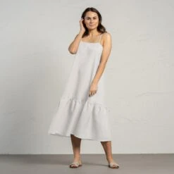 Linen Smock Dress Lisa -Menique Lijana 1