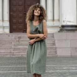 Midi Skirt Sophia Stone Green -Menique Linen Blouse Ana Sophia Skirt 5