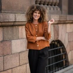 Blazer With Buttons Alice 16 Blazer With Buttons Alice -Menique Linen Jacket Alice Almond Brown 4