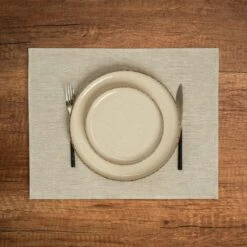 Linen Placemat Dark Green 25 Linen Placemat Dark Green -Menique Linen Placemats Natural 1