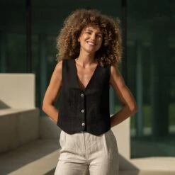 Linen Vest Ava -Menique Linen Vest Ava Black 2