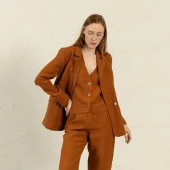 Linen Vest Ava -Menique MENIQUE Linen Jacket QUIN Vest EVE Pants LOTUS 6