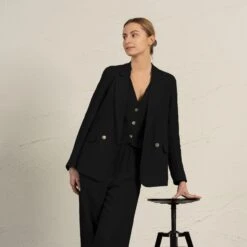 Suit Jacket Quin 18 Suit Jacket Quin -Menique MENIQUE Linen Set QUIN 1