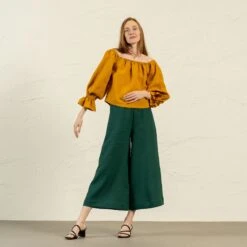 Off Shoulder Blouse With Ruffles Jessica -Menique MENIQUE Linen TopJESSICA CulottesLANA 6