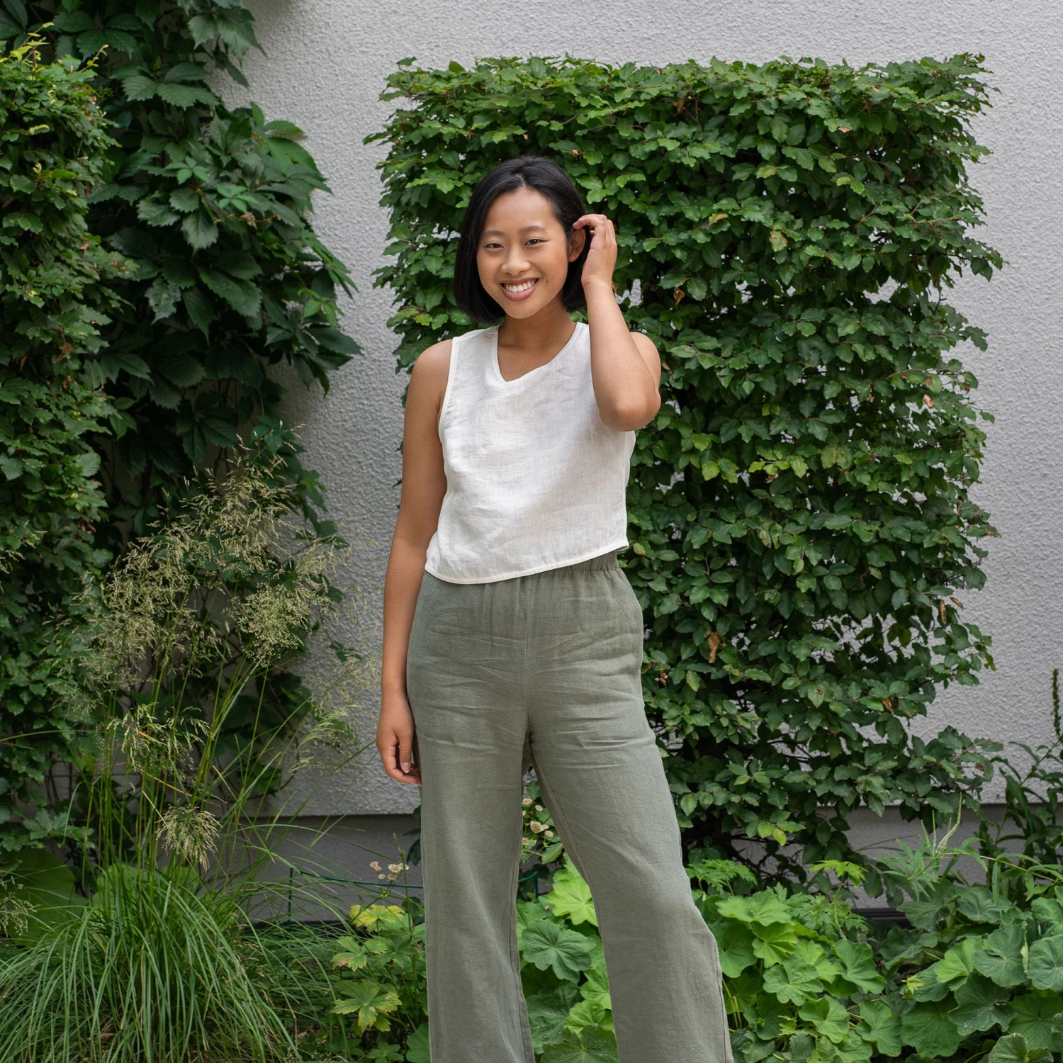 Pinafore Open Back Crop Top Serena 3 Pinafore Open Back Crop Top Serena - Image 3