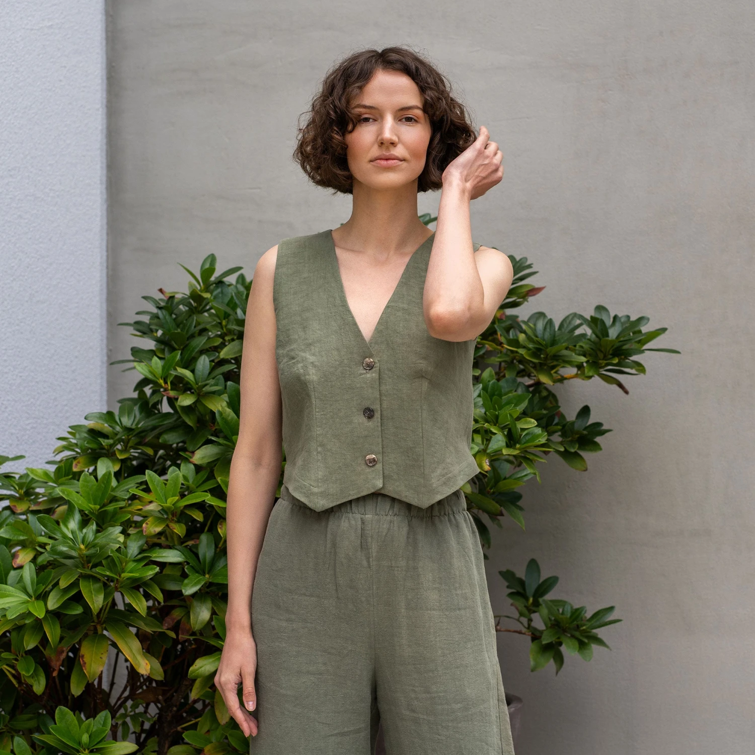 Women's Linen Waistcoat Ava 1 Women's Linen Waistcoat Ava