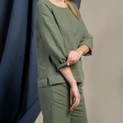 Linen Blouse Nora Stone Green 6 Linen Blouse Nora Stone Green -Menique Nora Blouse Stone Green 3