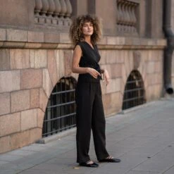 Wrap Crop Top Ruby -Menique Ruby Linen Wrap Top Lotus Pure Black Linen Pants 2 1