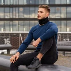 Men's Merino Neck Gaiter / Face Mask Black -Menique SP 09802