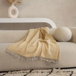 Virgin Wool Blanket Throw Toronto -Menique TorontoYellow2