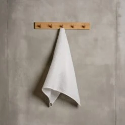 Waffle Bathroom Towel 23 Waffle Bathroom Towel -Menique Waffle Hand Towel 3 2